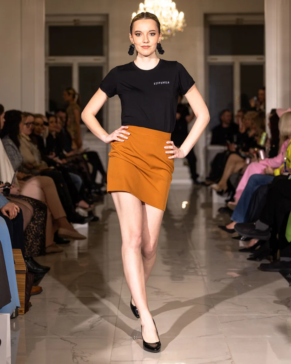 Paradise lookbook image 20.