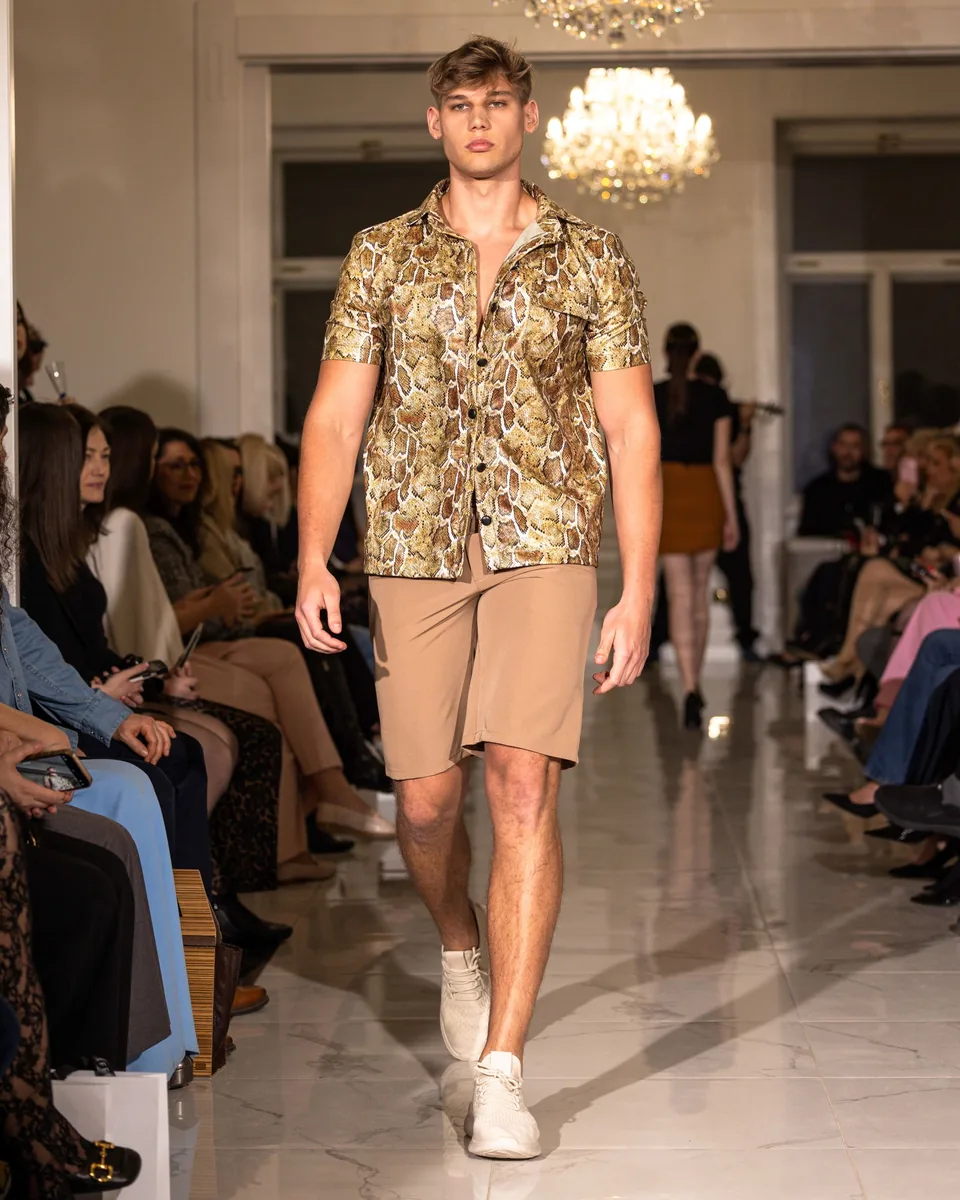 Paradise lookbook image 21.